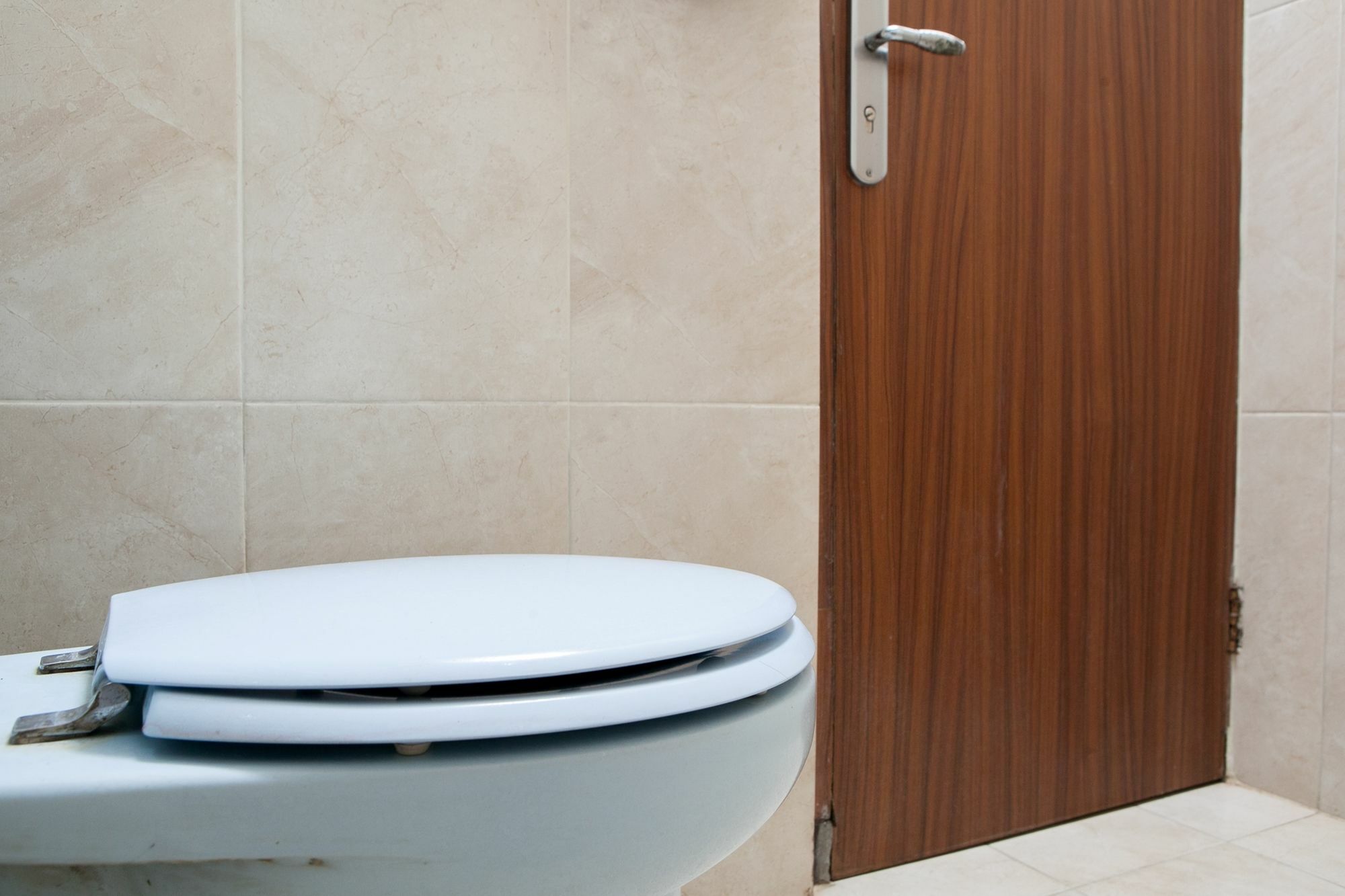 Reddoorz Plus Near Riau Street باندونج المظهر الخارجي الصورة